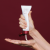 Nu Skin 180° Face Wash - aplikacja kremowego żelu do mycia twarzy z witaminą C 10%, efekt oczyszczonej i rozjaśnionej cery